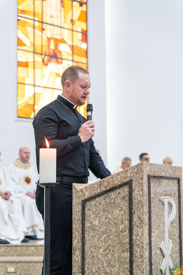 Profissão perpétua e Diaconado do Fr. Tiago Junior Waier