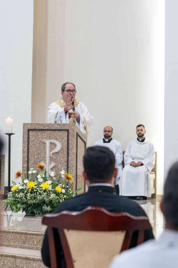 Profissão perpétua e Diaconado do Fr. Tiago Junior Waier