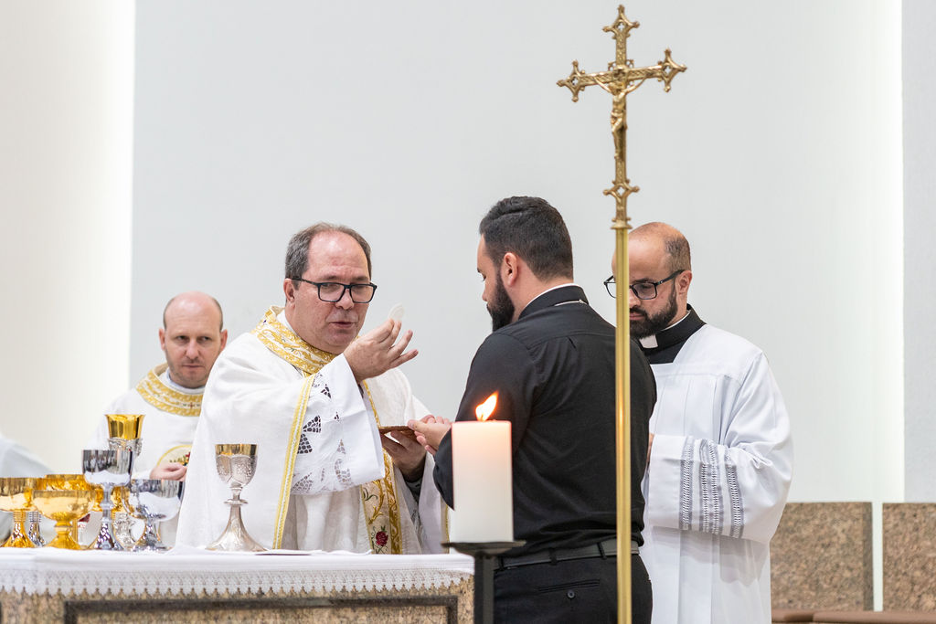 Profissão perpétua e Diaconado do Fr. Tiago Junior Waier