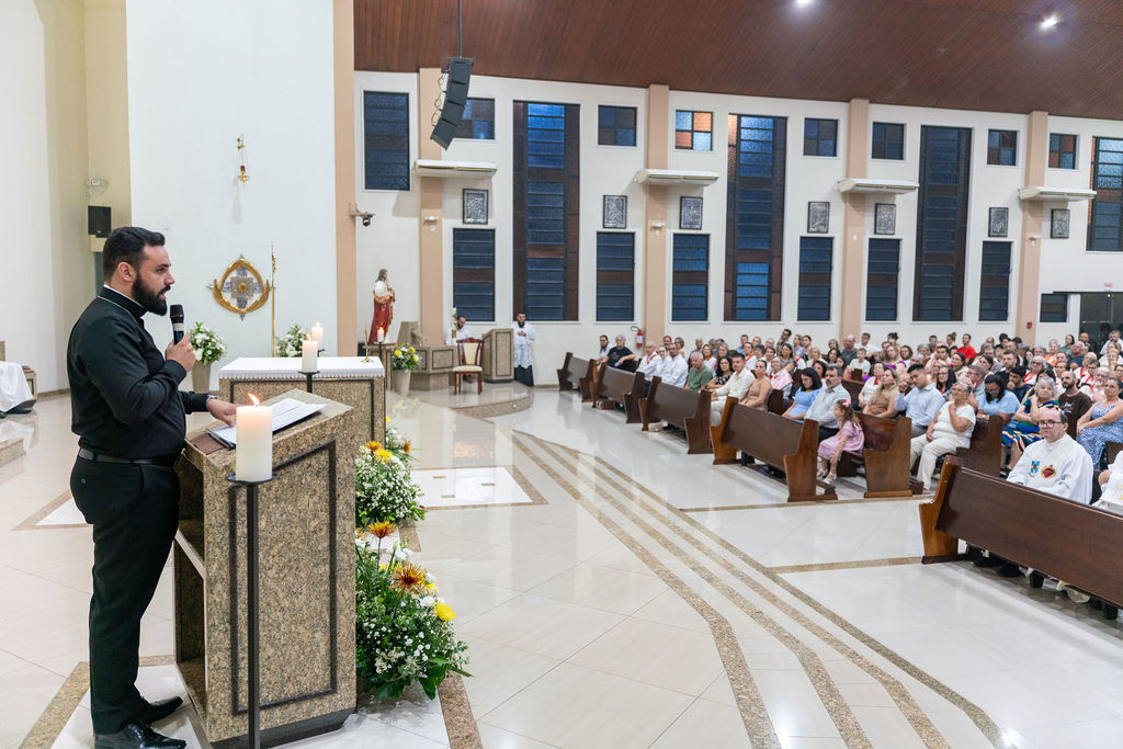 Profissão perpétua e Diaconado do Fr. Tiago Junior Waier