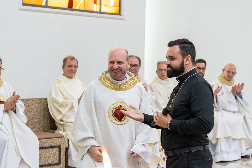 Profissão perpétua e Diaconado do Fr. Tiago Junior Waier