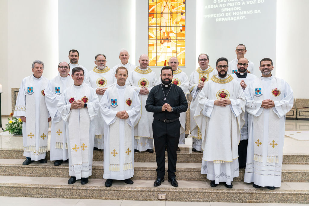 Profissão perpétua e Diaconado do Fr. Tiago Junior Waier