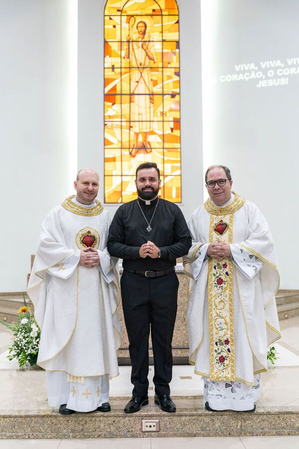 Profissão perpétua e Diaconado do Fr. Tiago Junior Waier