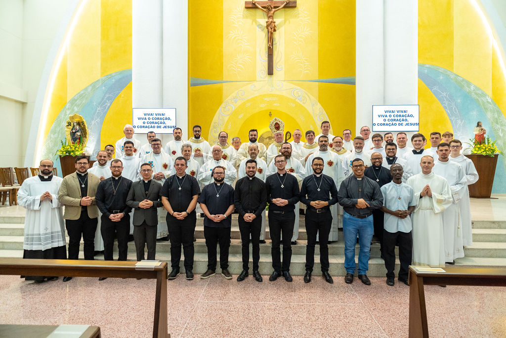 Profissão perpétua e Diaconado do Fr. Tiago Junior Waier