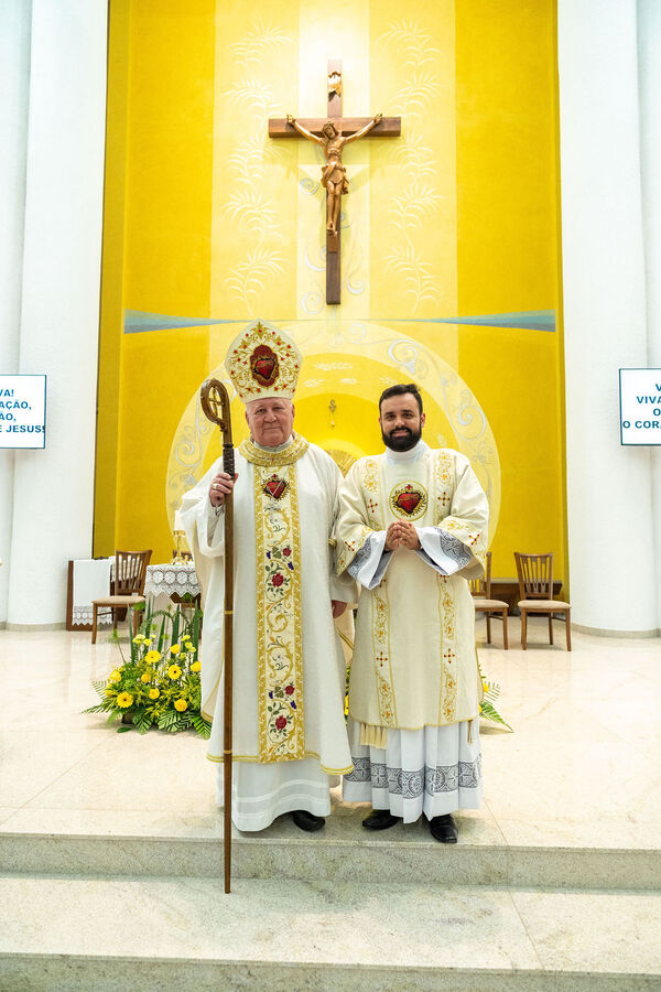 Profissão perpétua e Diaconado do Fr. Tiago Junior Waier