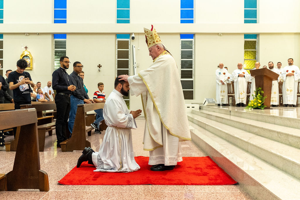 Profissão perpétua e Diaconado do Fr. Tiago Junior Waier