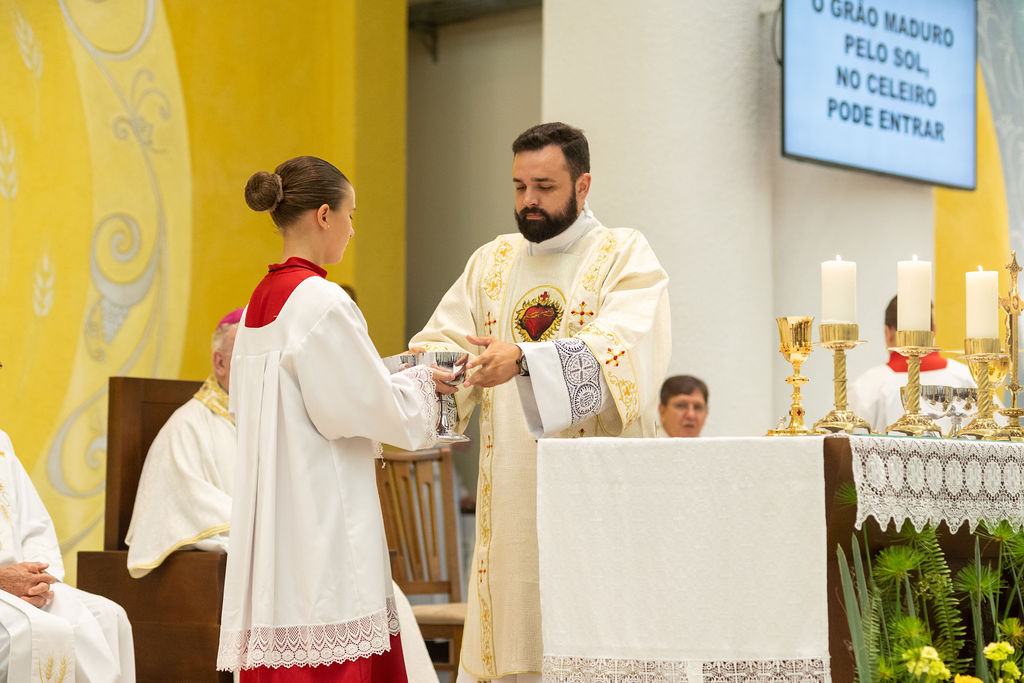 Profissão perpétua e Diaconado do Fr. Tiago Junior Waier