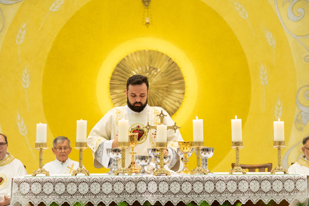 Profissão perpétua e Diaconado do Fr. Tiago Junior Waier