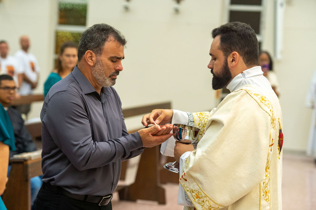 Profissão perpétua e Diaconado do Fr. Tiago Junior Waier