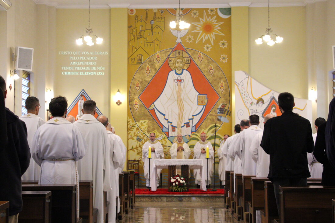 Província BRM celebra a Solenidade do Sagrado Coração de Jesus com encontro de formandos e religiosos