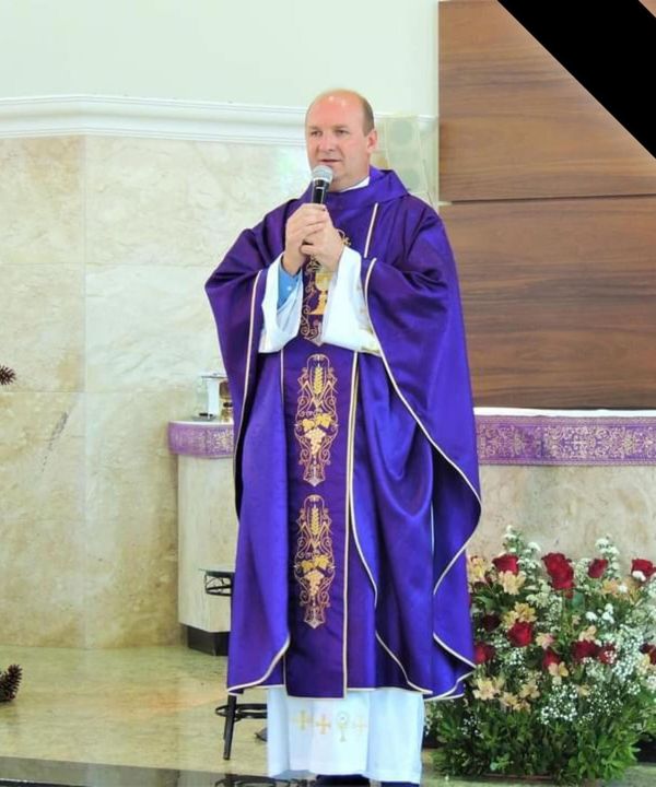 Pe. Ademir Wickert, SCJ